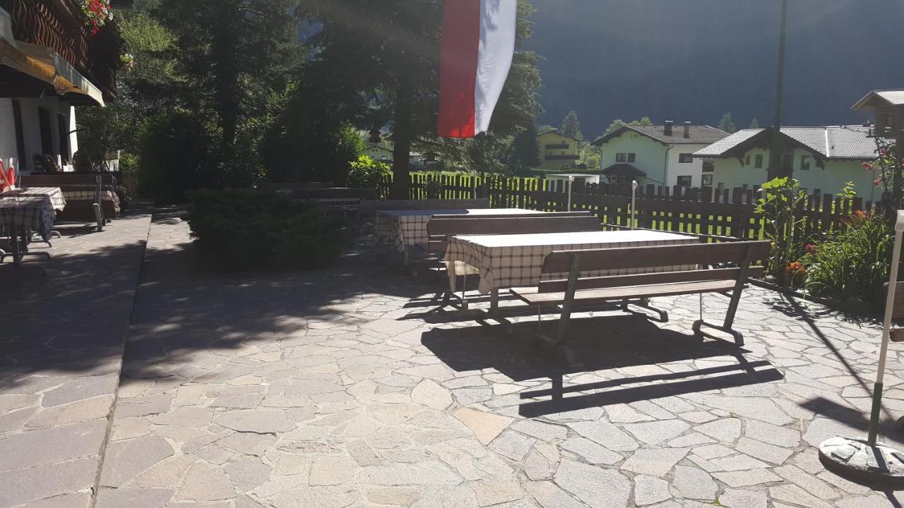 Gasthof Pension Plattner อุมเฮาเซิน ภายนอก รูปภาพ